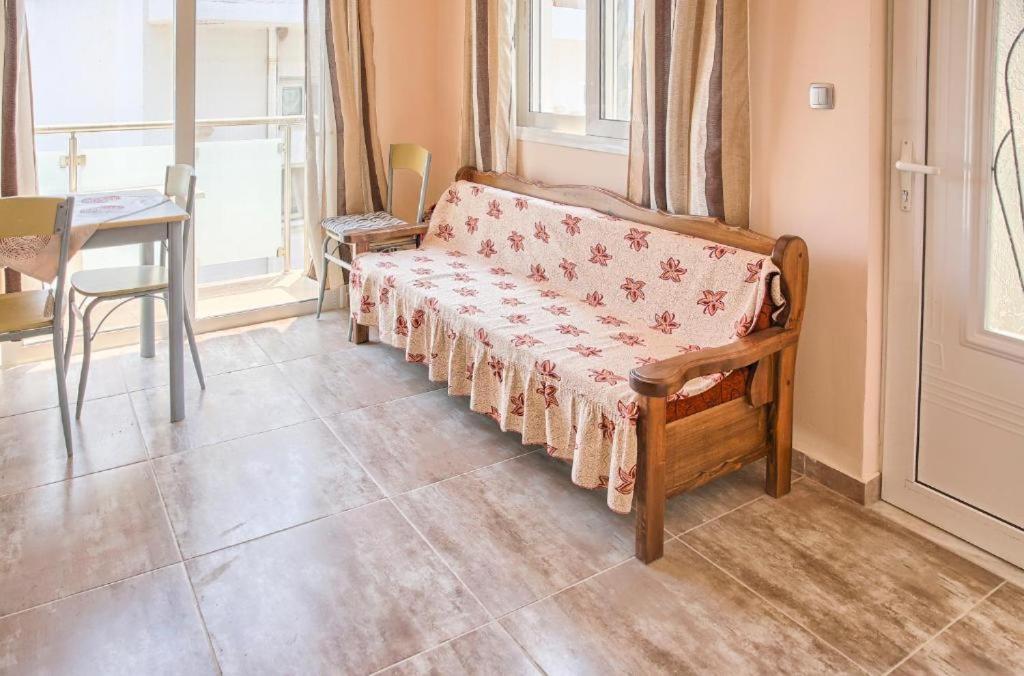 Despinas Seafront Apartments,Χαράκι Εξωτερικό φωτογραφία